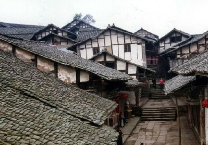 挺进地牢